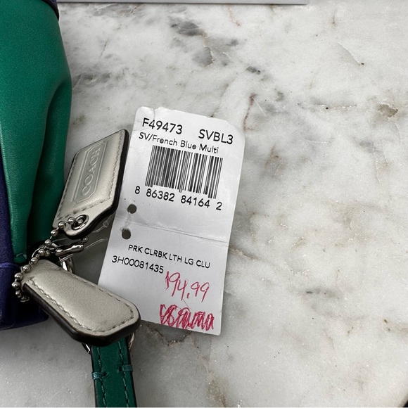 Coach Park Colorblock Leather Large Clutch Wristlet Blue Green Turnlock NWT - Picture 4 of 7